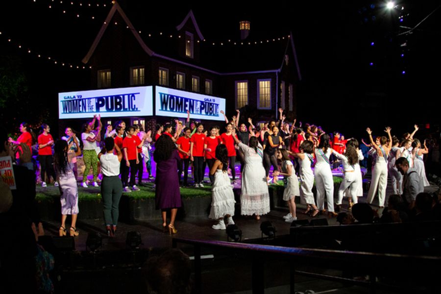 Photo Coverage: Ladies Unite at WOMEN OF THE PUBLIC Gala Image
