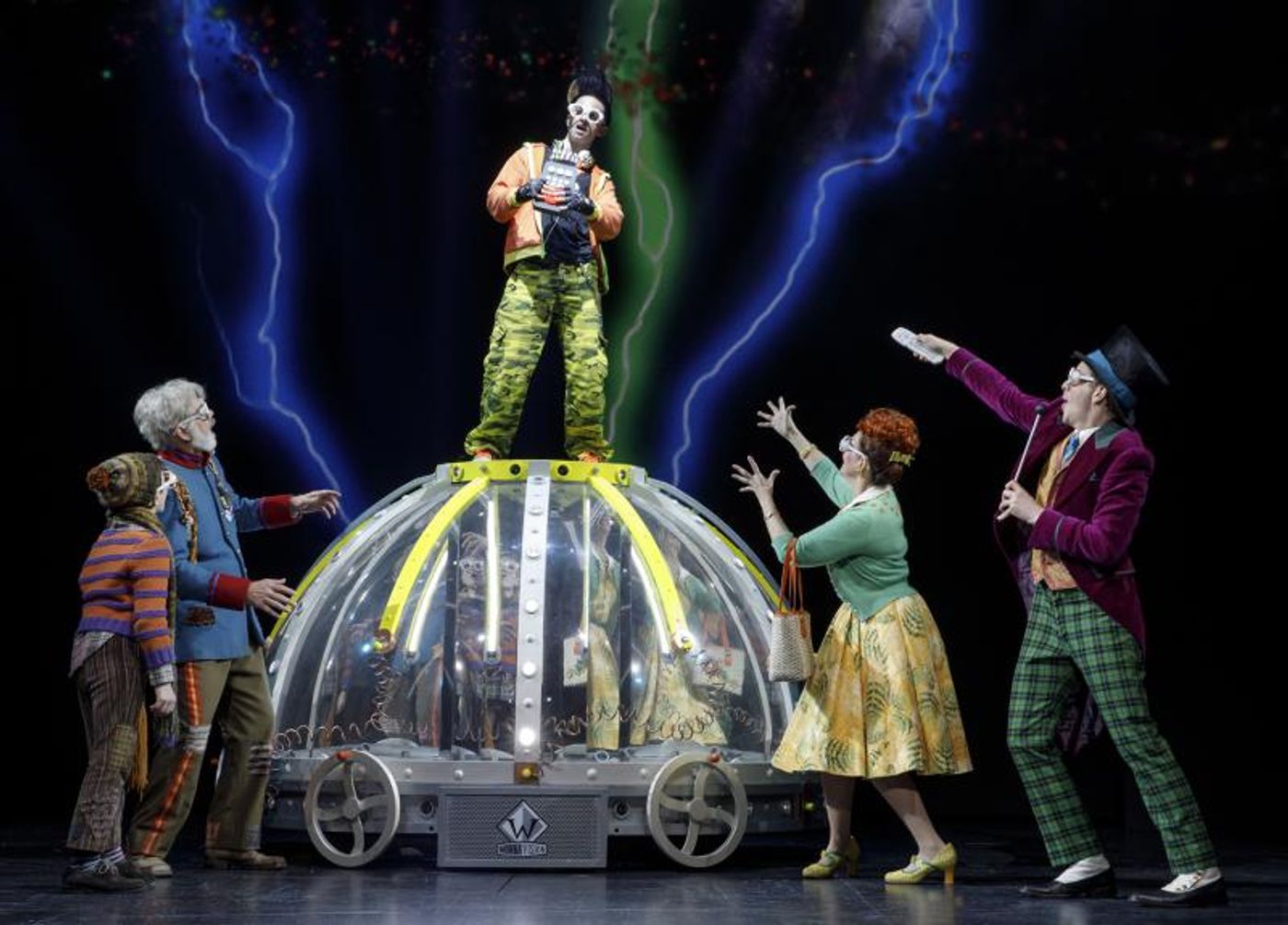 Review: Semi-Sweet CHARLIE AND THE CHOCOLATE FACTORY Gets Sprinkled Into OC's Segerstrom Center  Image