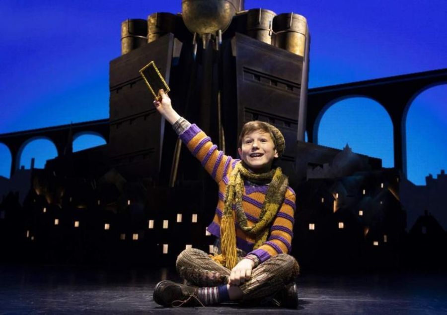 Review: Semi-Sweet CHARLIE AND THE CHOCOLATE FACTORY Gets Sprinkled Into OC's Segerstrom Center Image