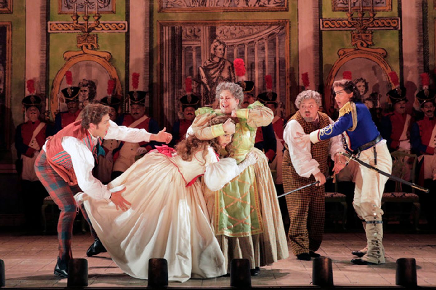 Photo Flash: First Look At THE BARBER OF SEVILLE At Portland Opera  Image
