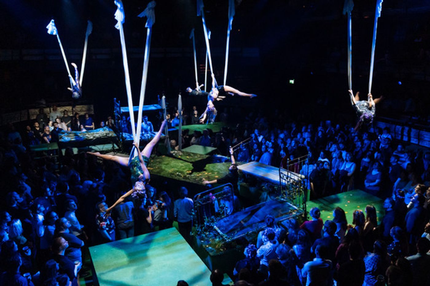 Photo Flash: First Look at Bridge Theatre's A MIDSUMMER NIGHT'S DREAM  Image