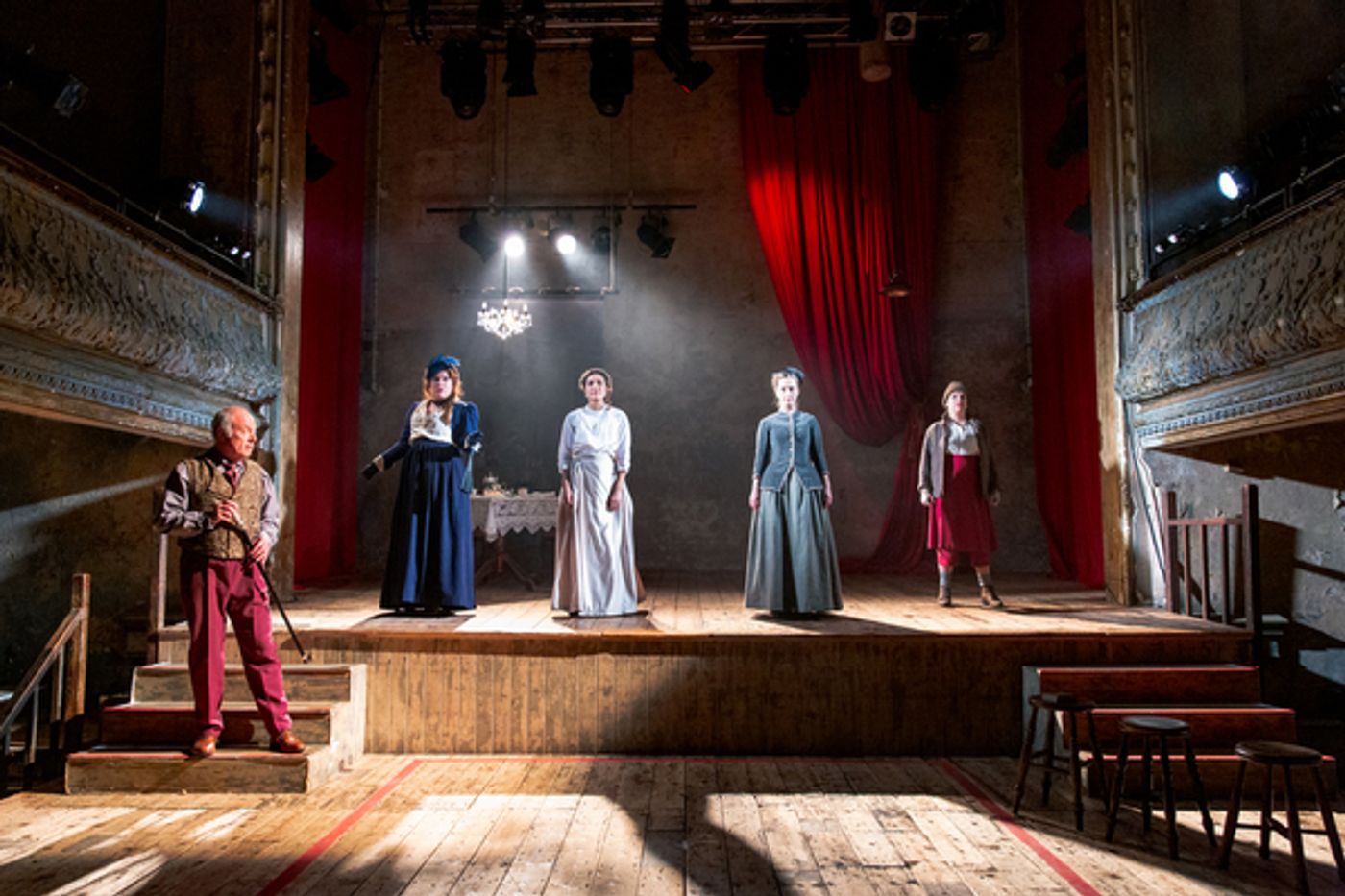 Photo Flash: First Look at THE SWEET SCIENCE OF BRUISING at Wilton's Music Hall  Image