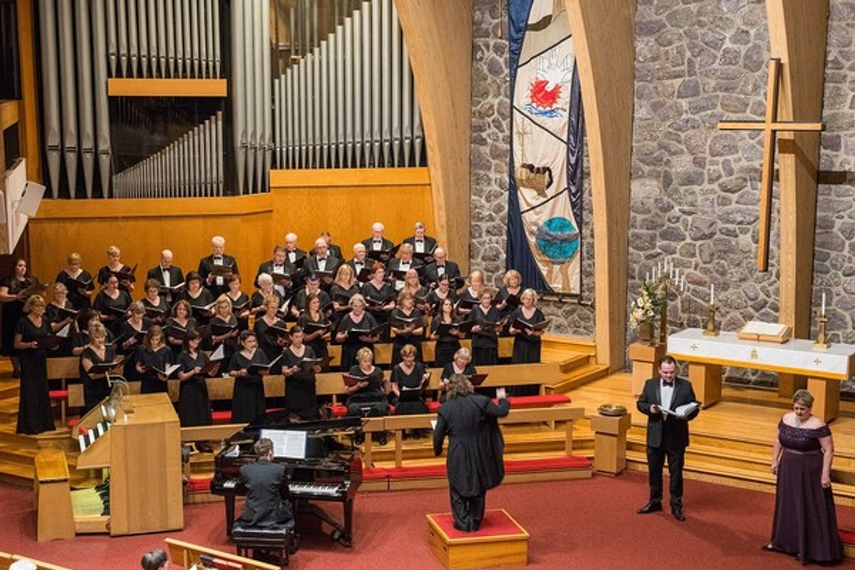 Guest soloist, soprano Christina Major performs Brindisi from Giuseppe Verdiâ€™s La Traviata at 