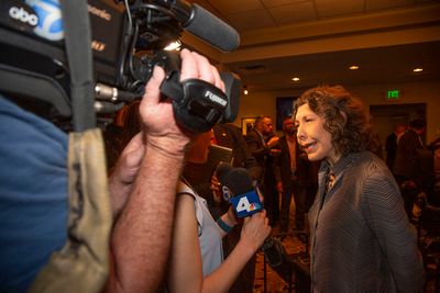  Lily Tomlin Interviewed by NBC, ABC and Extra Photo
