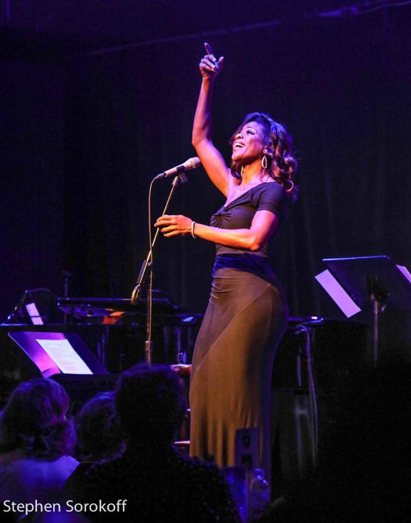 Photo Coverage: Nicole Henry Plays the Arts Garage  Image