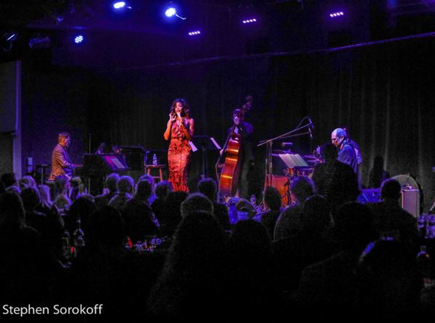 Photo Coverage: Nicole Henry Plays the Arts Garage  Image