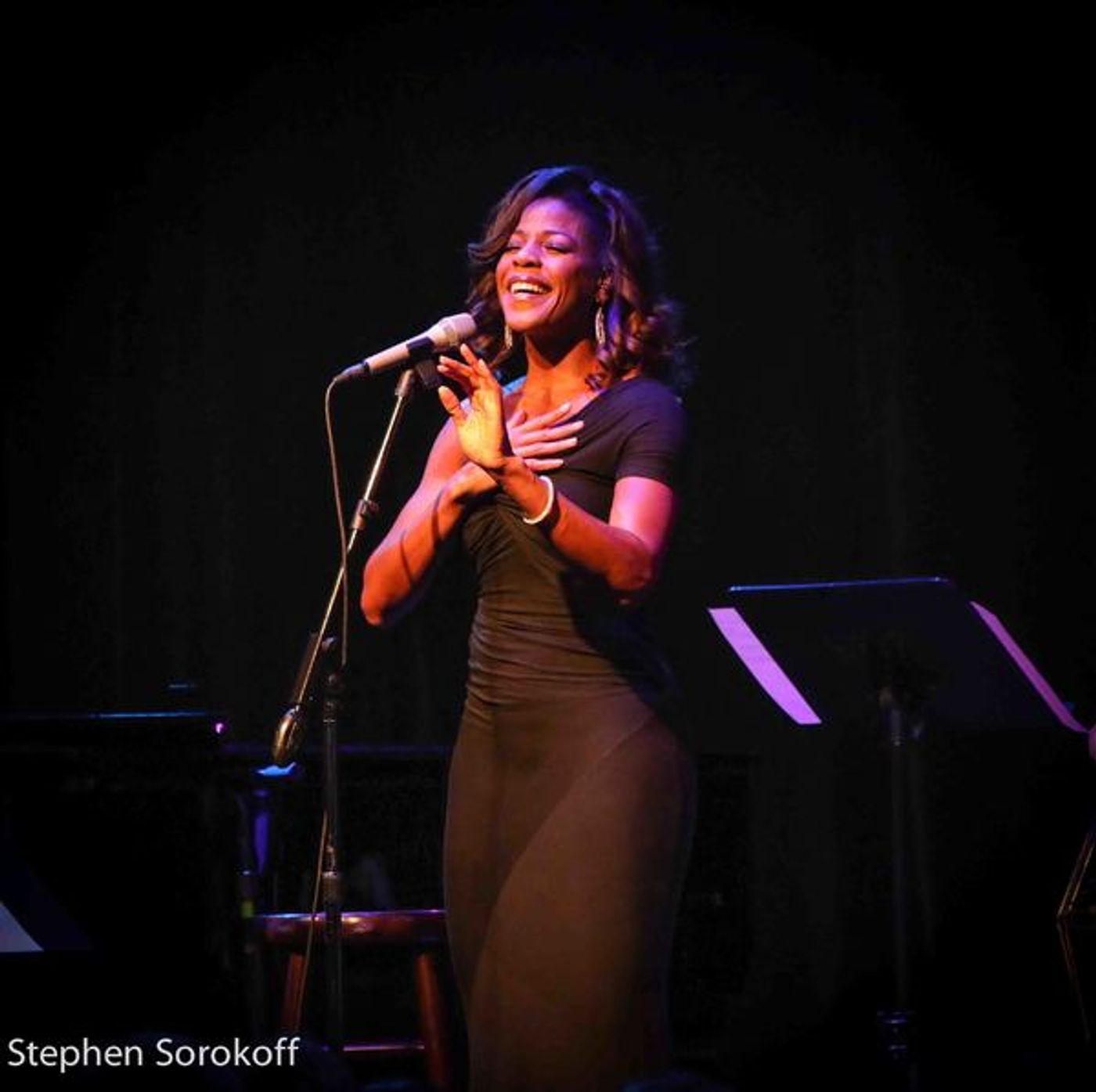 Photo Coverage: Nicole Henry Plays the Arts Garage  Image