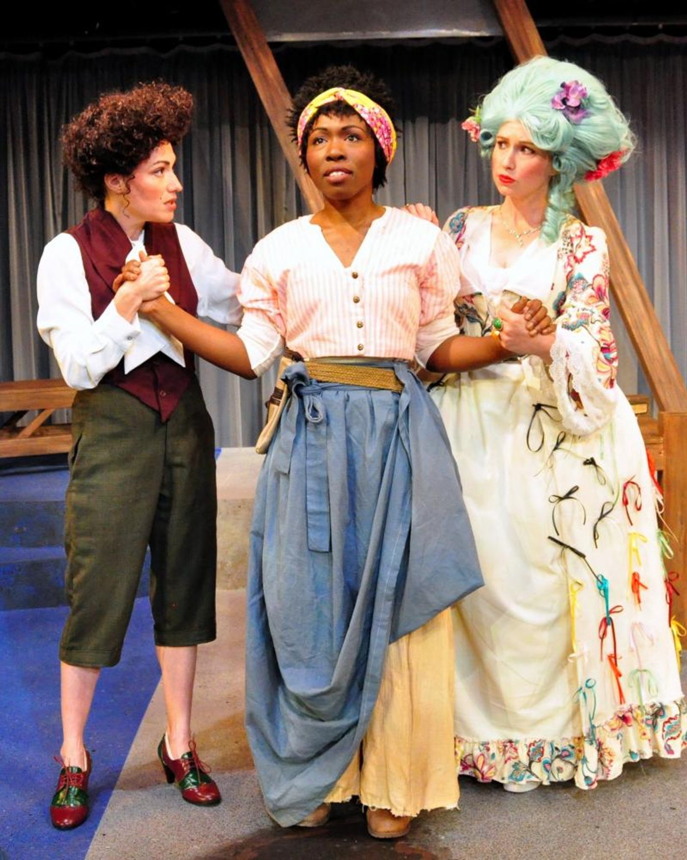 Review: THE REVOLUTIONISTS at Unicorn Theatre  Image