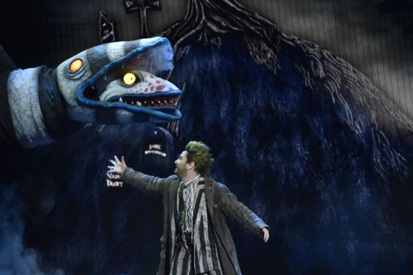 Review: What You Missed at the 2019 TONY AWARDS Broadcast! Review: What You Missed at the 2019 TONY AWARDS Broadcast! Image