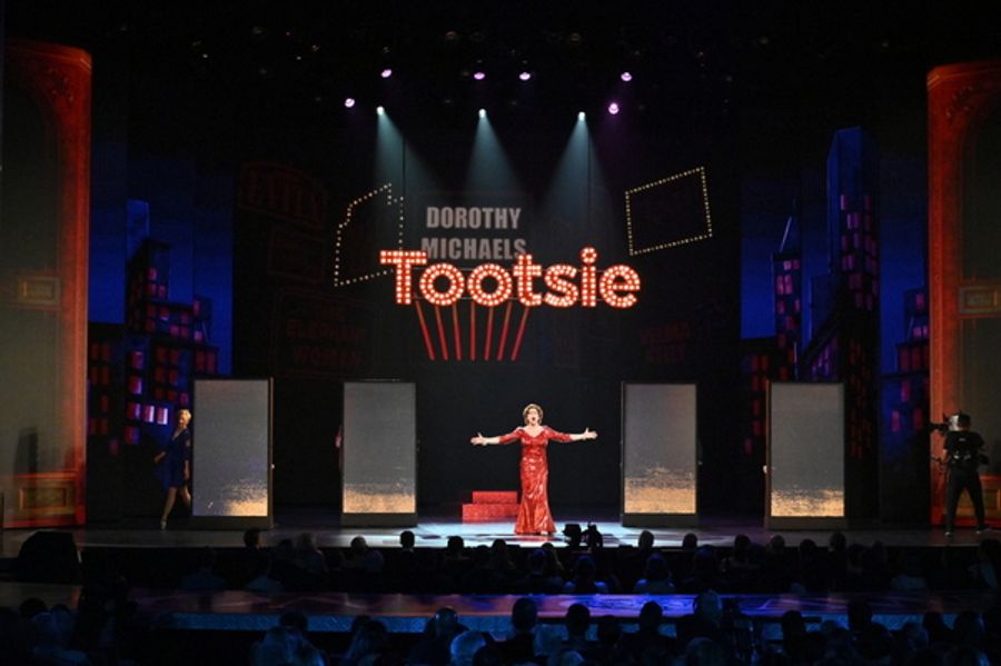 Photo Flash: Relive Broadway's Biggest Night! Highlights from the 2019 Tony Awards! Image