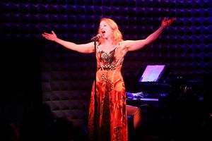 Molly Pope
@ BroadwayWorld Molly Pope
Photo
