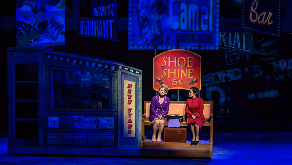 23 Kendra Kassebaum, Brittany Bradford Photo