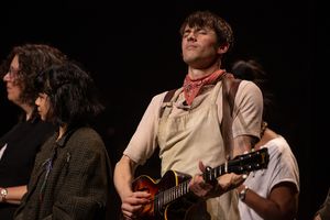 Reeve Carney and the Cast of HADESTOWN @ BroadwayWorld Reeve Carney and the Cast of HADESTOWN Photo