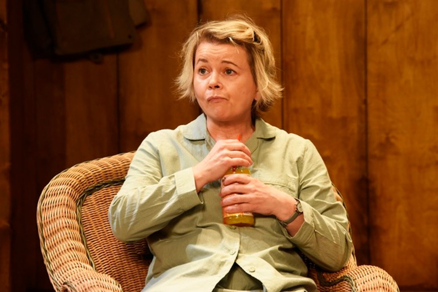 Photo Flash: First Look at VANYA AND SONIA AND MASHA AND SPIKE at the Ustinov Studio  Image