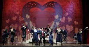 Jamie Torcellini (center) @ BroadwayWorld Jamie Torcellini (center) Photo