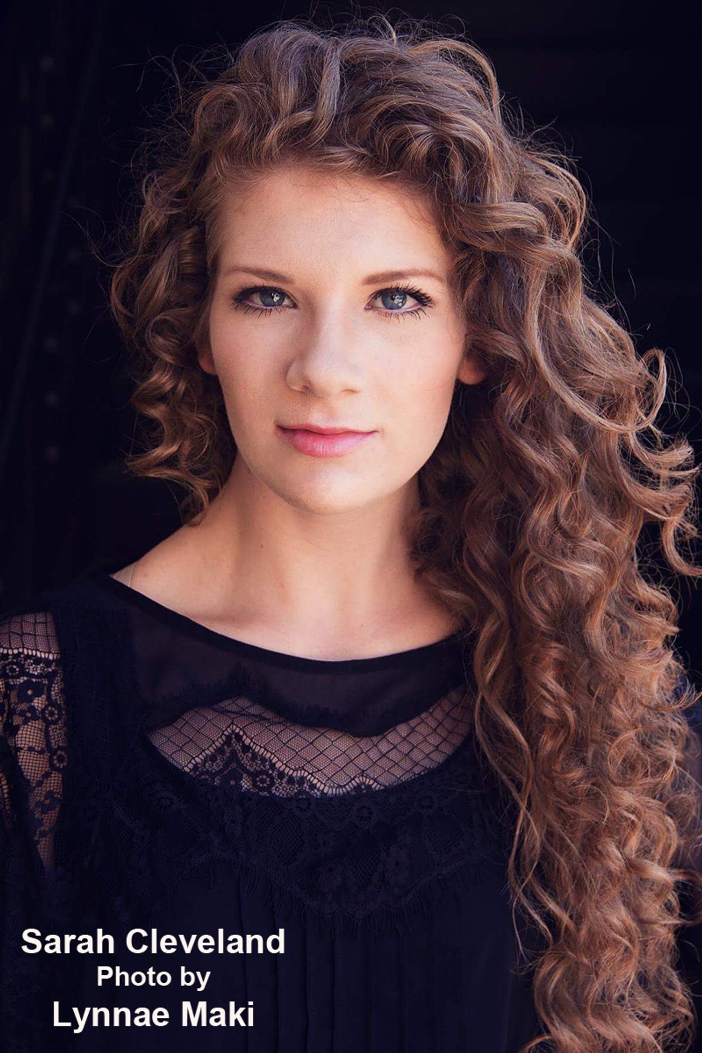 Interview: Theatre Royale's Sarah Cleveland Dance Directing Her NEWSIES Family Troupe  Image