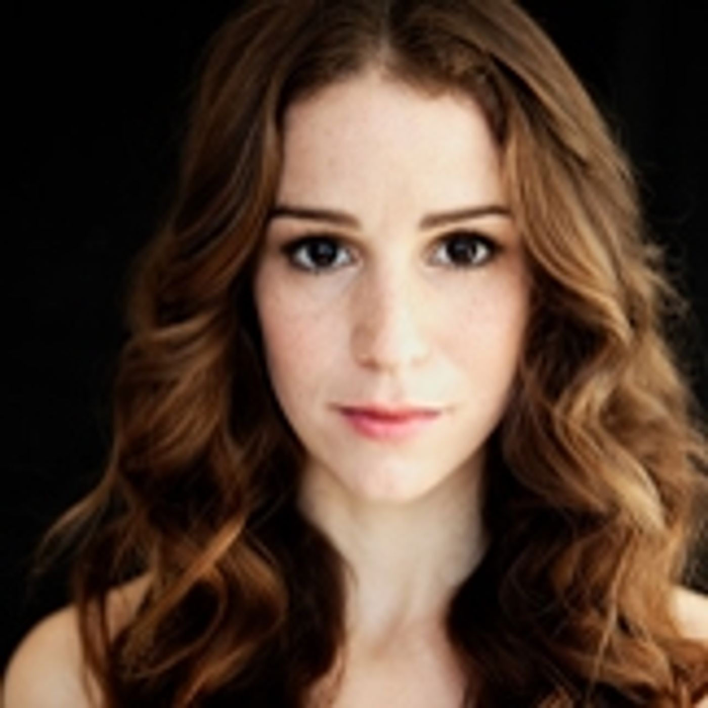 Meet The Current Broadway Cast of BEAUTIFUL: THE CAROLE KING MUSICAL!  Image