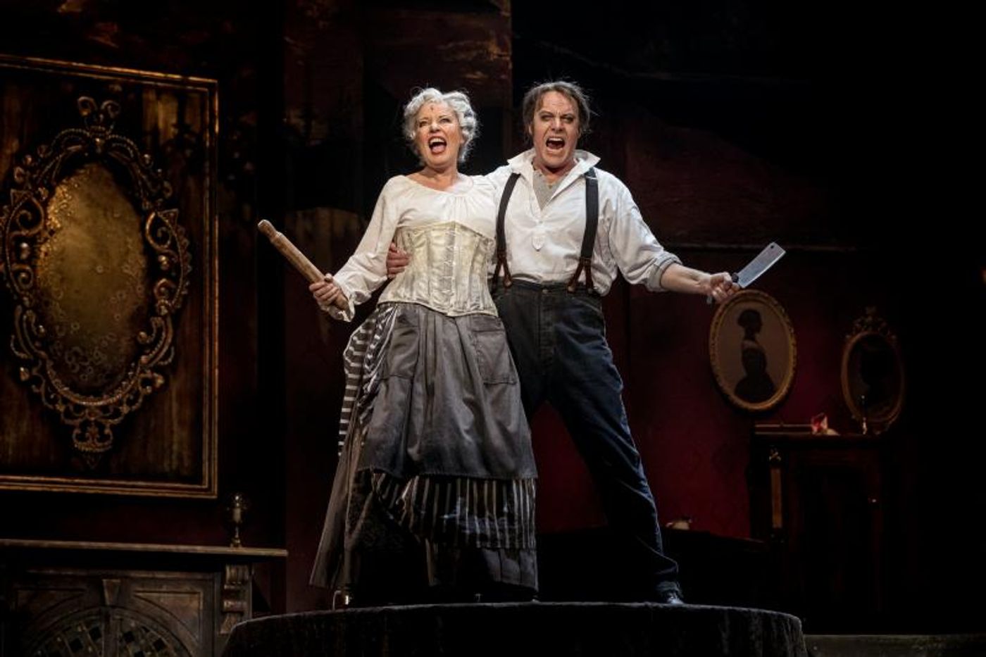 Review:  Anthony Warlow Is Deliciously Dark In SWEENEY TODD THE DEMON BARBER OF FLEET STREET.  Image