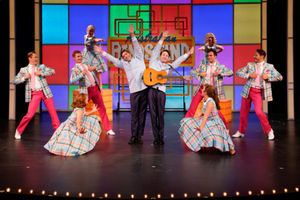 David Elder, Erik Keiser, Lydia Ruth Dawson, Ashley Chasteen, Madison Tinder, Bryn Purvis, Nic Thompson, Caleb Dicke, Frankie Thams, and Nathaniel Burich @ BroadwayWorld David Elder, Erik Keiser, Lydia Ruth Dawson, Ashley Chasteen, Madison Tinder, Bryn Pu Photo