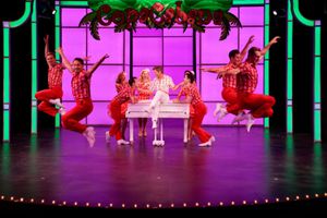 David Elder, Lydia Ruth Dawson, Madison Tinder, Bryn Purvis, Brad Frenette, Nic Thompson, Caleb Dicke, Frankie Thams, Nathaniel Burich, and Erik Keiser @ BroadwayWorld David Elder, Lydia Ruth Dawson, Madison Tinder, Bryn Purvis, Brad Frenette, Nic Thom Photo