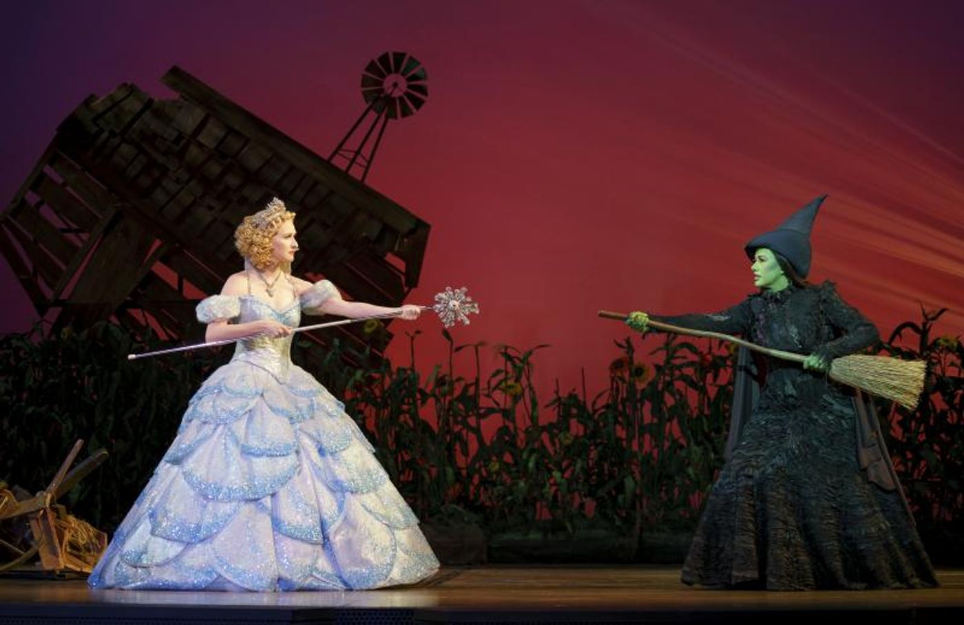 Review: Get Green!  WICKED at the Paramount is Still Luminous!  Image