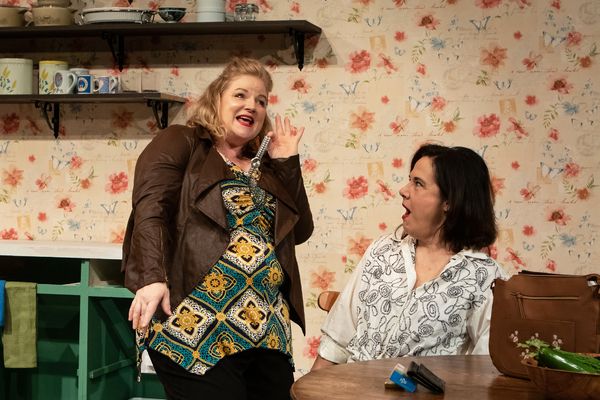  Jamie Jones & Laura Jane Bailey


Personal use only:  You have permission to post on Photo