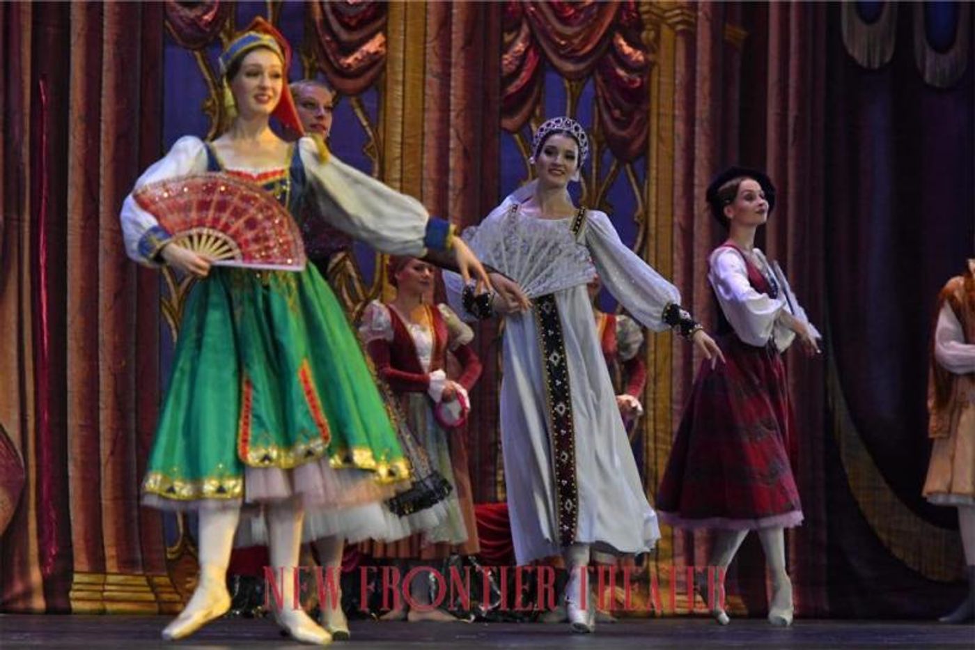 Photo/Video: The Show Must Go On for Moscow Ballet's SWAN LAKE in Manila; Show Runs Now Thru  6/22  Image