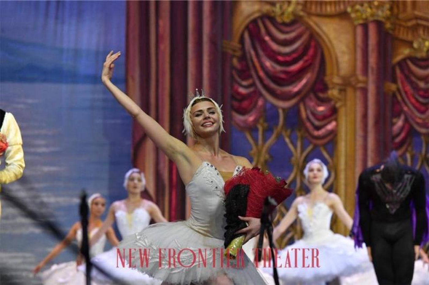 Photo/Video: The Show Must Go On for Moscow Ballet's SWAN LAKE in Manila; Show Runs Now Thru  6/22  Image