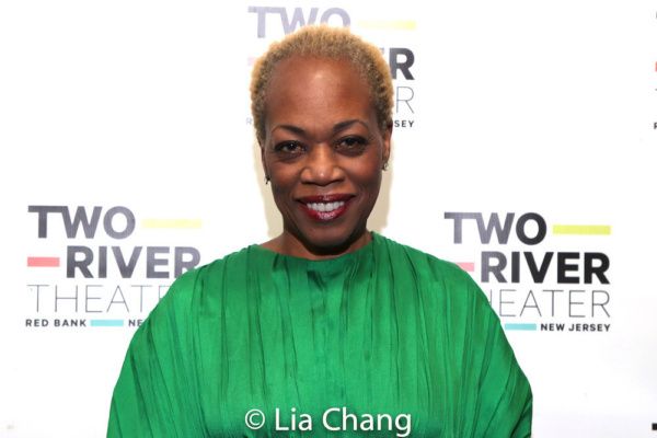 OO-BLA-DEE Playwright Regina Taylor Photo