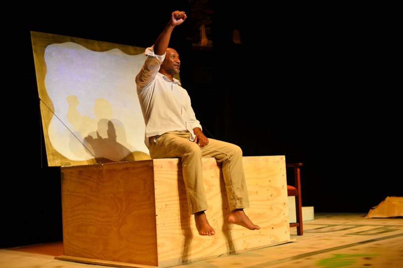 Review: Incomparable THE STORYTELLER OF RIVERLEA Immortalizes South African Wordsmith at Baxter Theatre Centre  Image