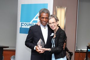 2019 Richard Seff Award winner and 2019 Tony Award winner Andre De Shields and Judith Rice, President of Actors? Equity Foundation @ BroadwayWorld 2019 Richard Seff Award winner and 2019 Tony Award winner Andre De Shields and Judith Photo