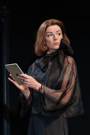 Doon Mackichan Photo