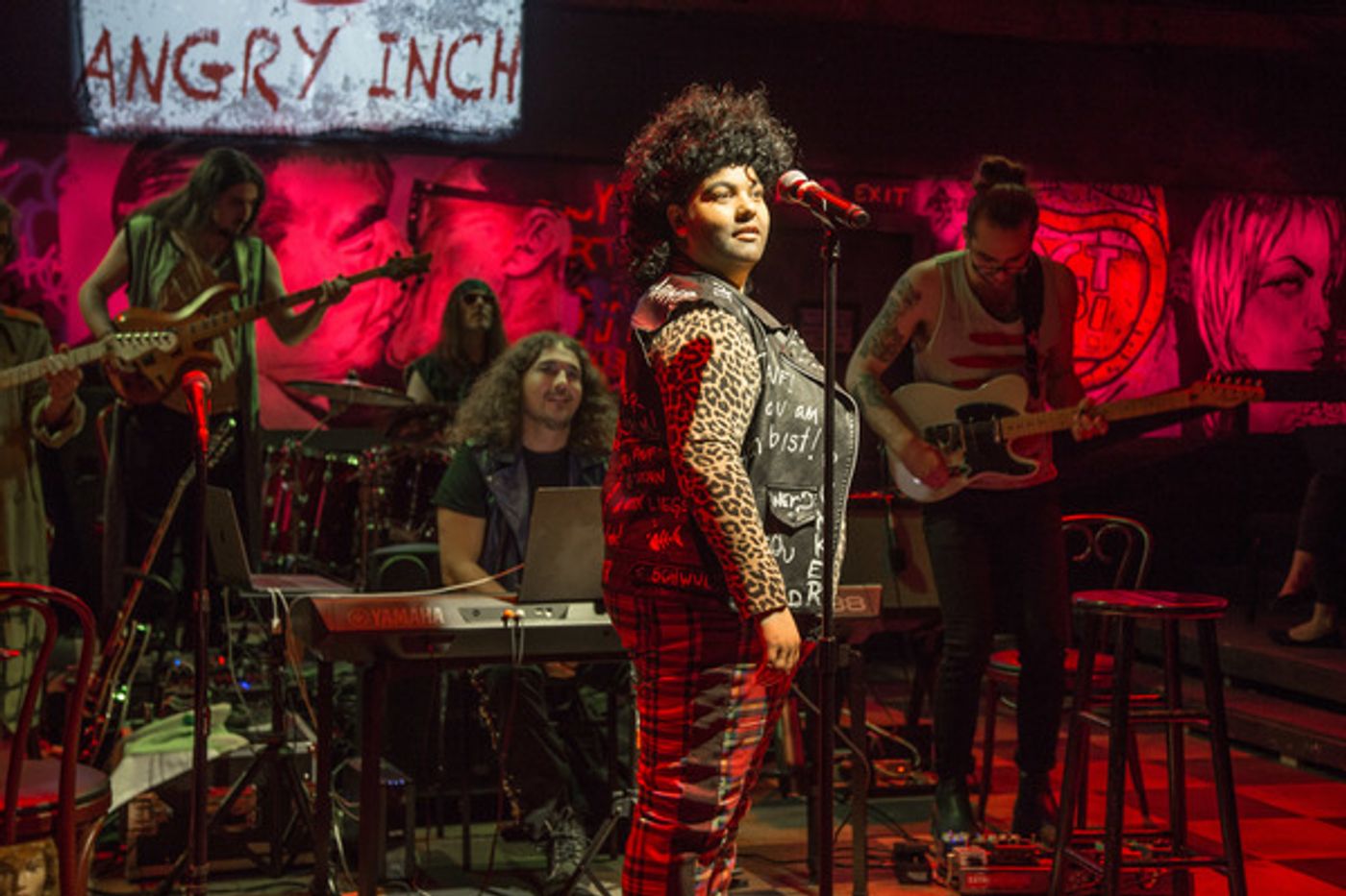 Photo Flash: First Look at HEDWIG AND THE ANGRY INCH Opening Tonight at Theo Ubique  Image