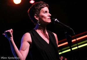 Jenn Colella Photo