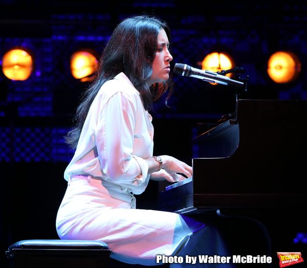 Vanessa Carlton Photo