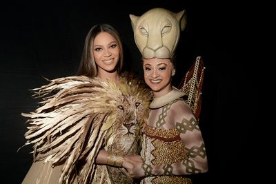 Beyonce and Syndee Winters Photo