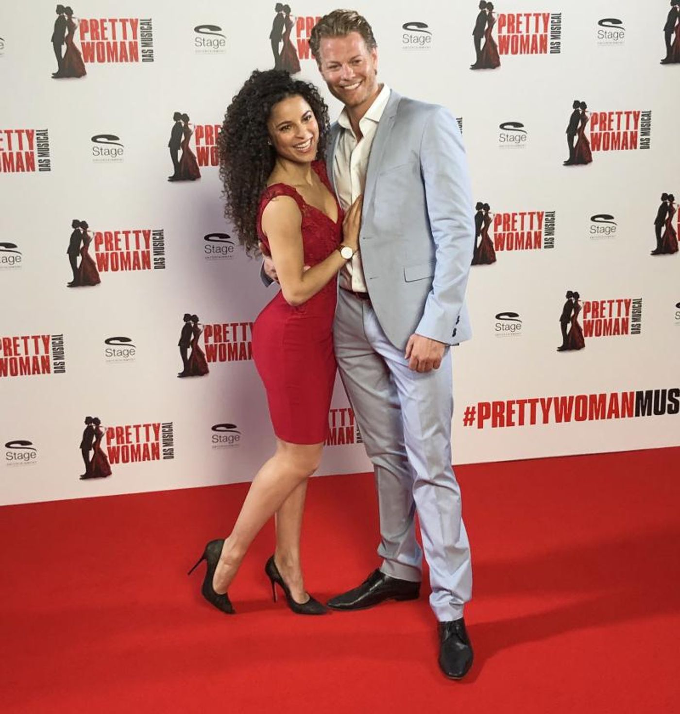 Exclusive: The Stars of PRETTY WOMAN in Germany Meet the Press!  Image