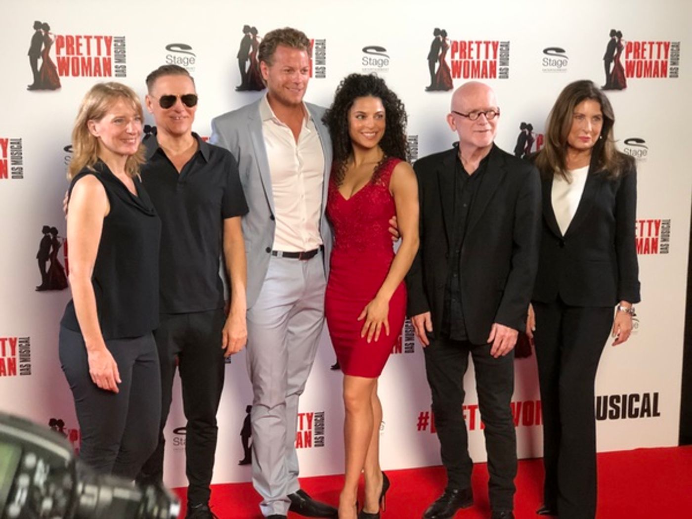 Exclusive: The Stars of PRETTY WOMAN in Germany Meet the Press!  Image