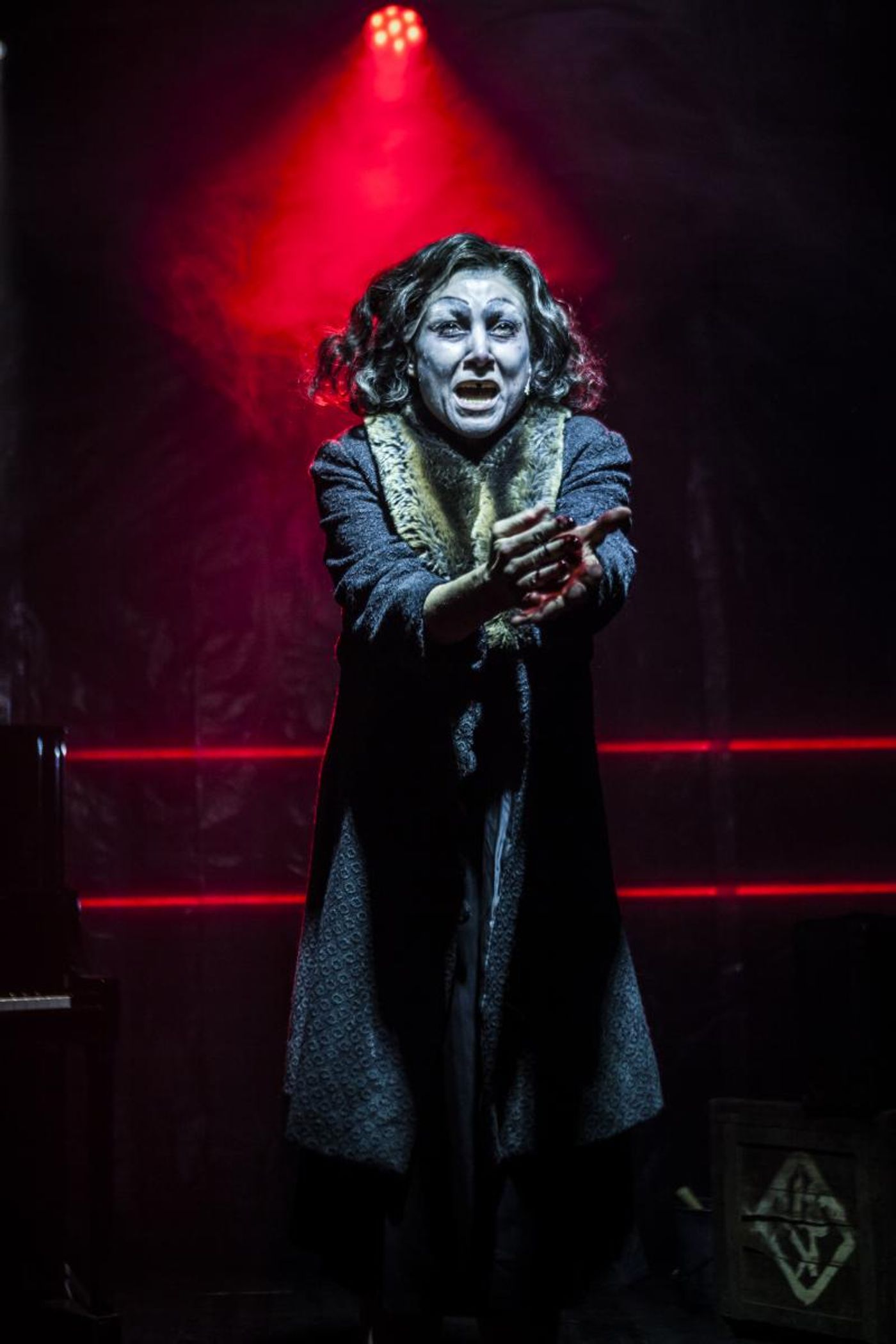 Review: Ghosts Of Sydney's Underworld Come Back To Set The Record Straight In RAZORHURST  Image