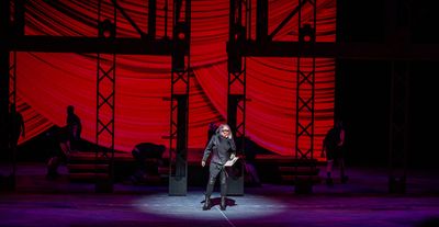 Zoe Vonder Haar Photo