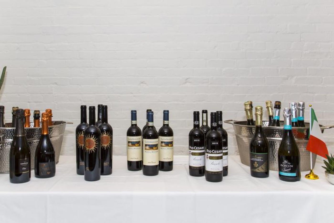 Gift Guide Preview by COLANGELO AND PARTNERS-A Showcase of Top Ideas for Food and Drink Lovers  Image