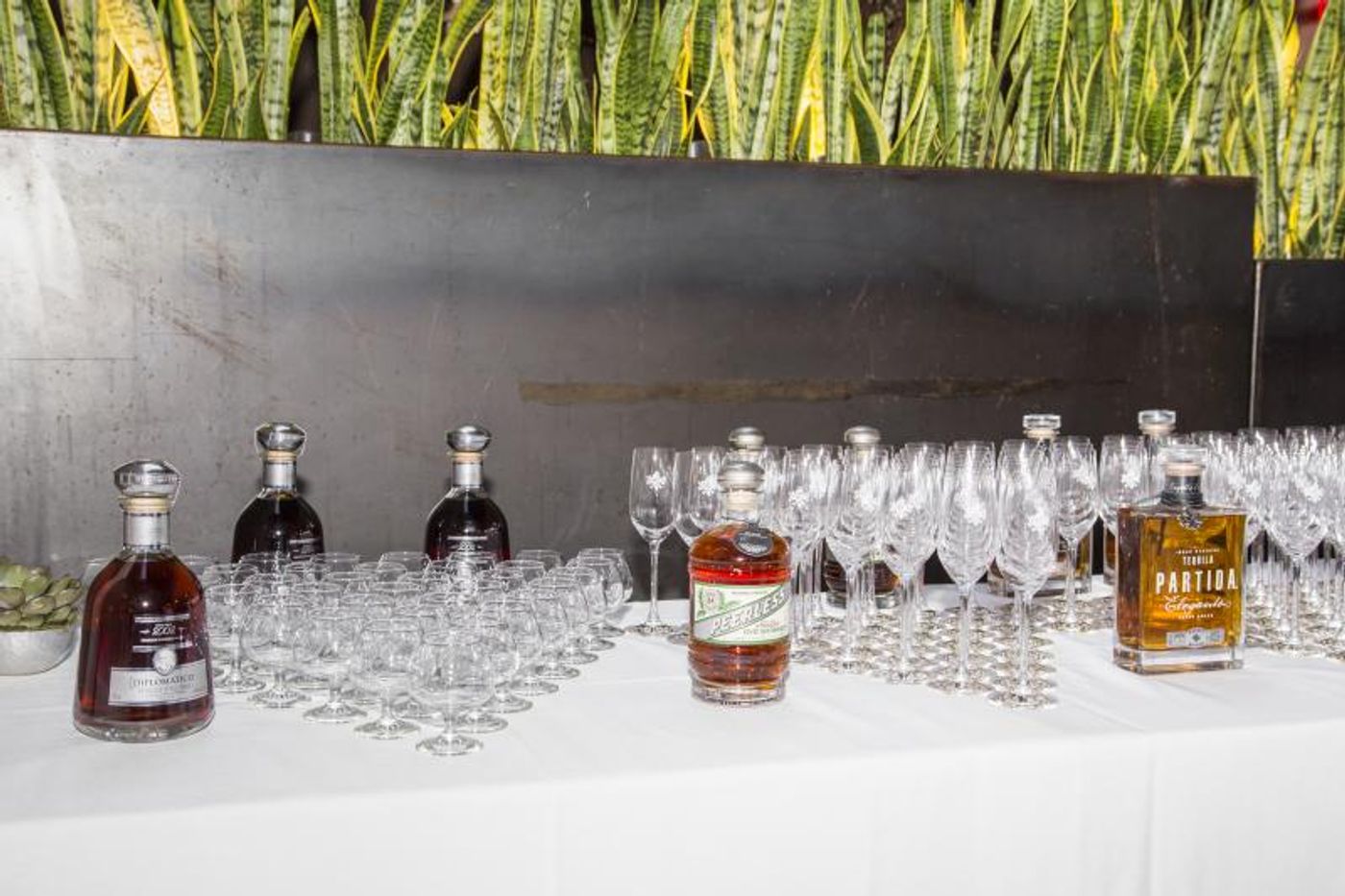 Gift Guide Preview by COLANGELO AND PARTNERS-A Showcase of Top Ideas for Food and Drink Lovers  Image