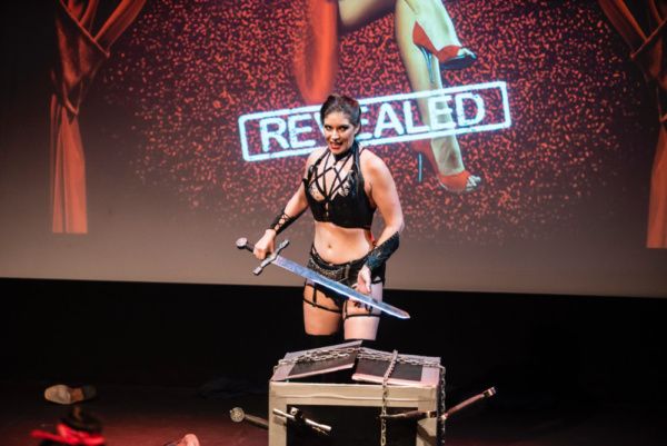 Photo Flash: VIXEN DEVILLE REVEALED Returns To Los Angeles! Photo Flash: VIXEN DEVILLE REVEALED Returns To Los Angeles! Image