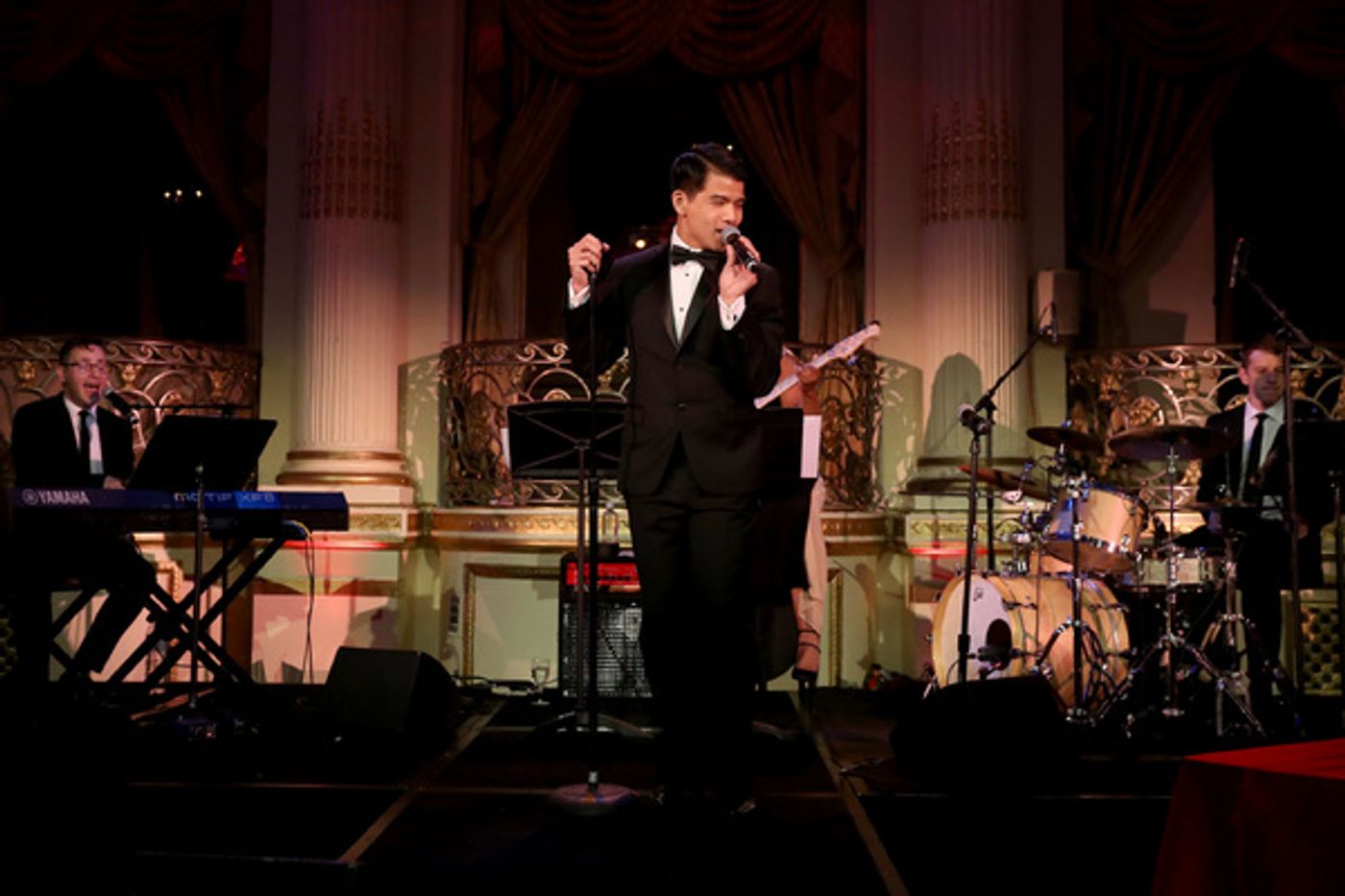 Photo Flash: Laura Osnes, Telly Leung & More Perform at the Tonys Gala Cabaret!  Image