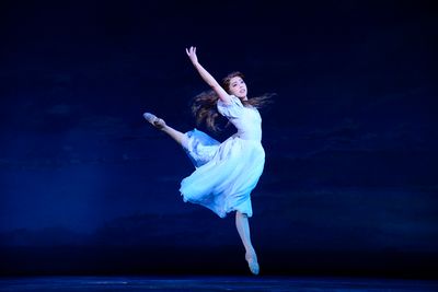 ALLISON WALSH
 Photo