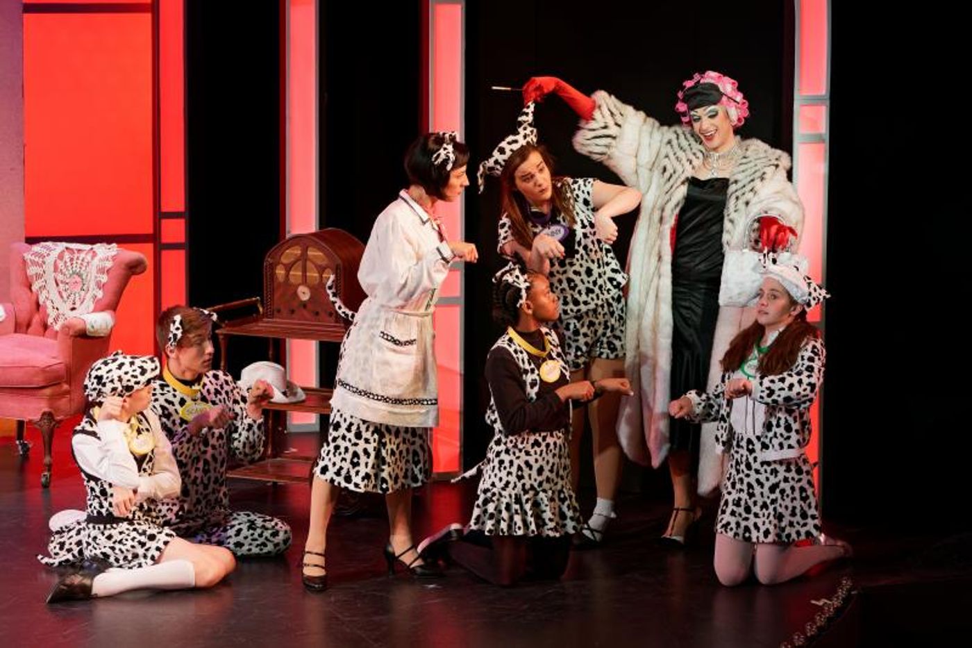 Review: DISNEY'S 101 DALMATIONS Barks Up the Right Tree at Stages St. Louis  Image