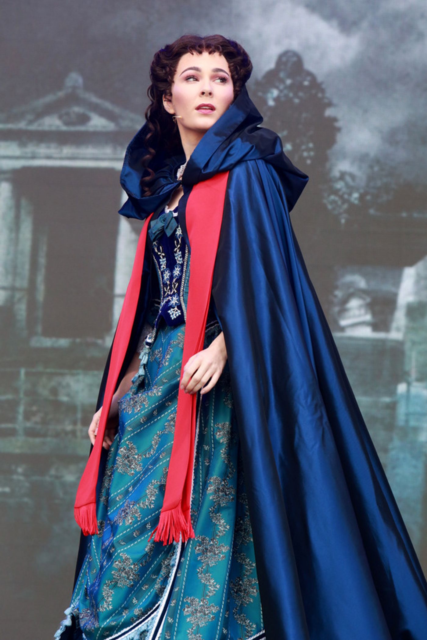 Photo Flash: COME FROM AWAY, TINA, JAMIE, and More Perform at West End Live  Image