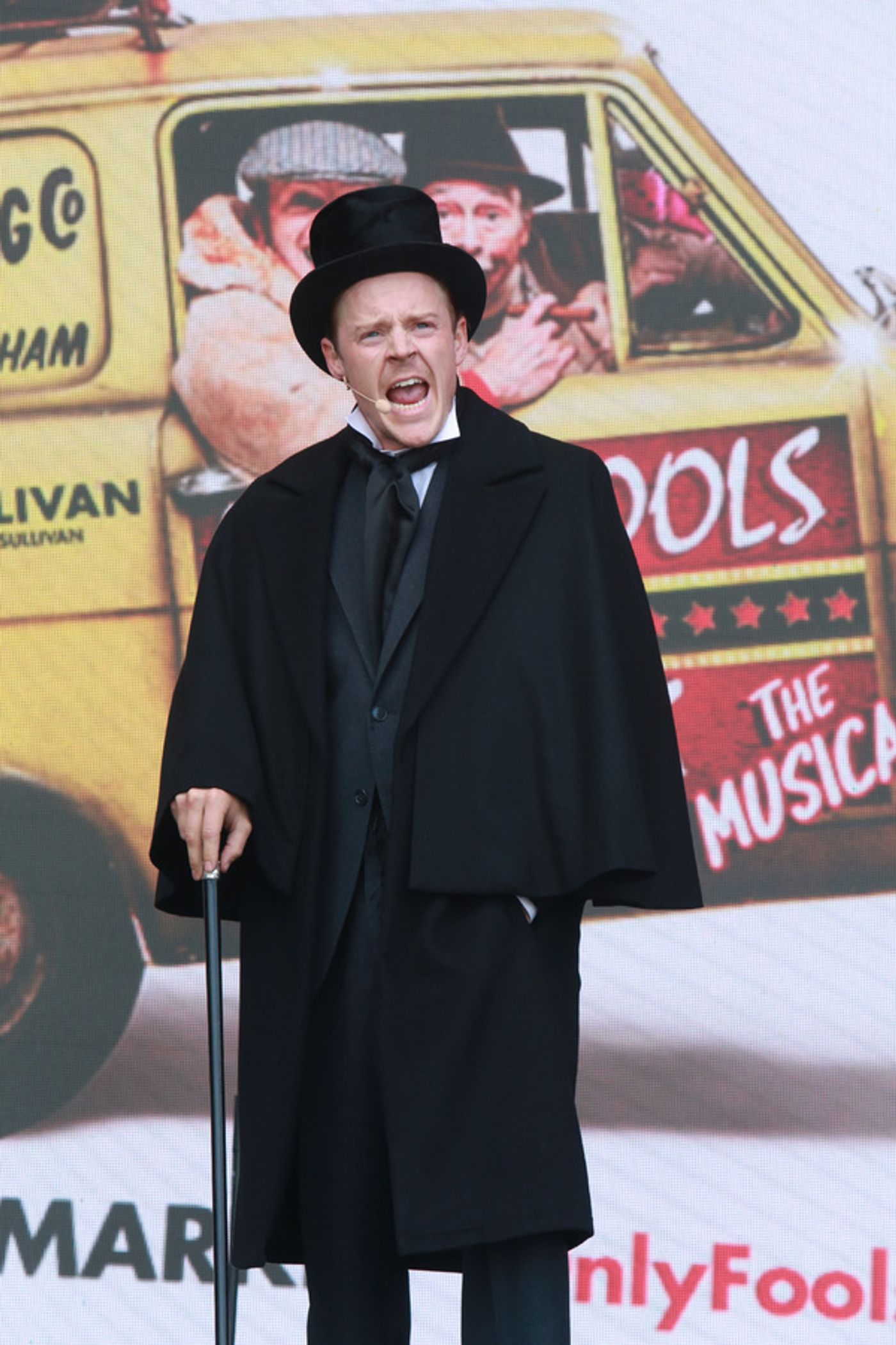 Photo Flash: COME FROM AWAY, TINA, JAMIE, and More Perform at West End Live  Image