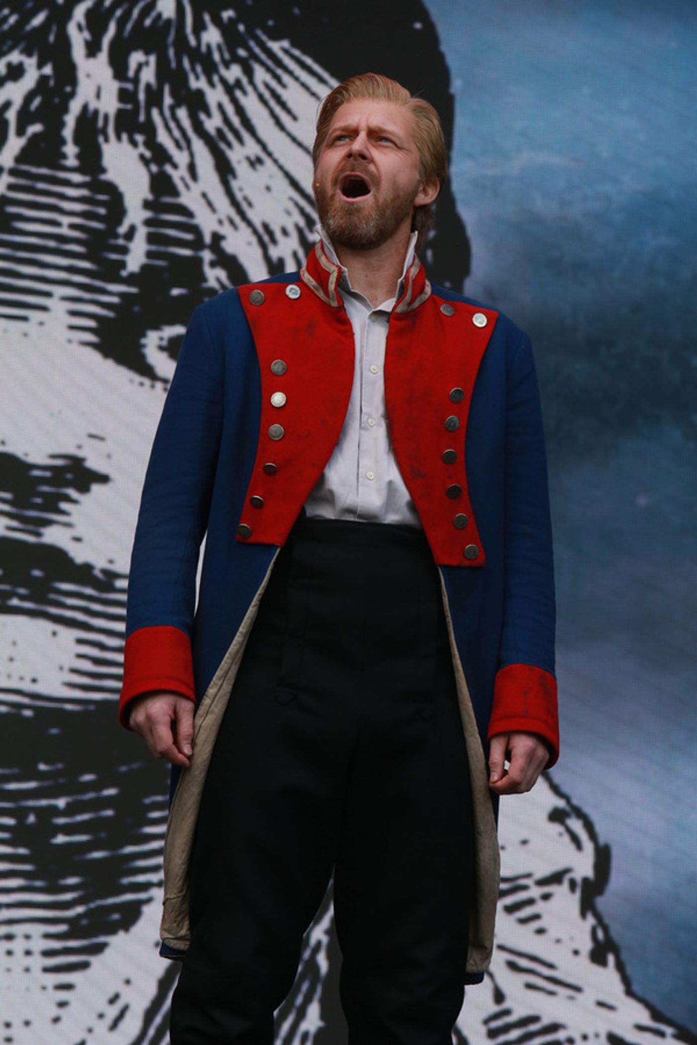 Photo Flash: COME FROM AWAY, TINA, JAMIE, and More Perform at West End Live  Image