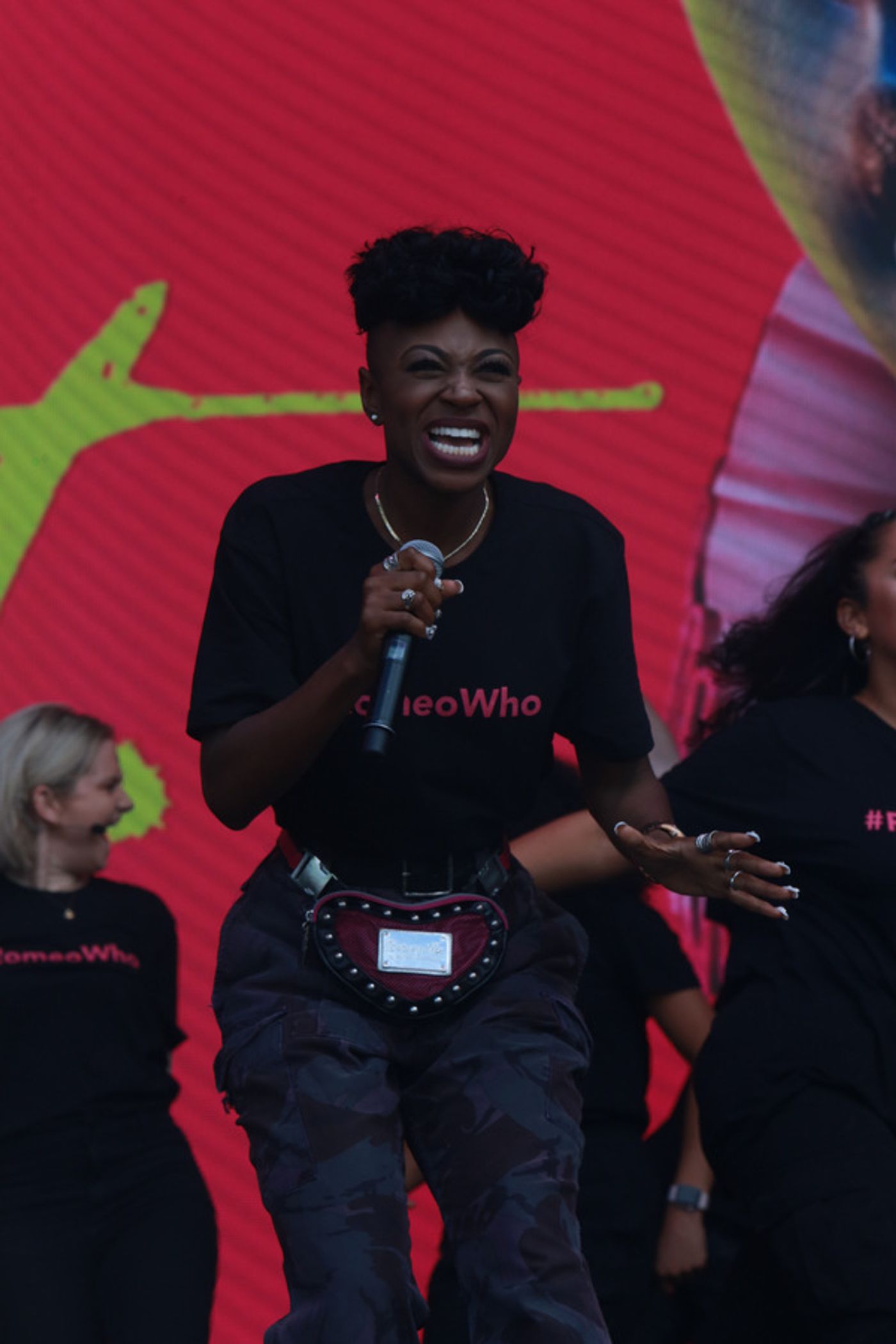 Photo Flash: COME FROM AWAY, TINA, JAMIE, and More Perform at West End Live  Image